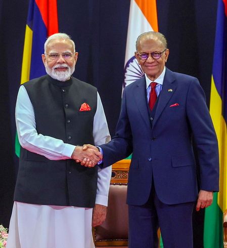 PM Modi to Meet Mauritian Counterpart Ramgoolam in Varanasi Today