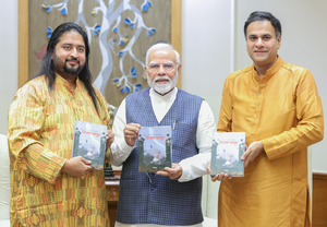 PM Modi Meets Classical Musician Bharat Balvalli, Launches His Biography 'Bharatvakya'  