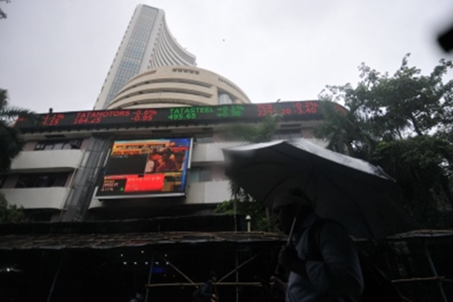 Sensex, Nifty Open Lower amid Uncertainty around Trump Tariffs