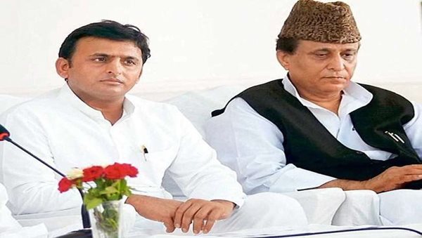 Upset with Akhilesh, Azam Khan may walk out of SP