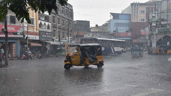Rains wreak havoc again in Hyderabad, outskirts