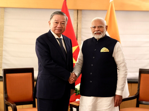 Vietnam's Prez To Lam Accorded Ceremonial Welcome at Rashtrapati Bhavan