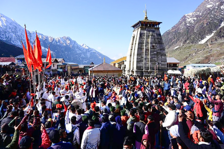 Char Dham Yatra Draws Record Pilgrims, Badrinath and Gangotri Set New Highs