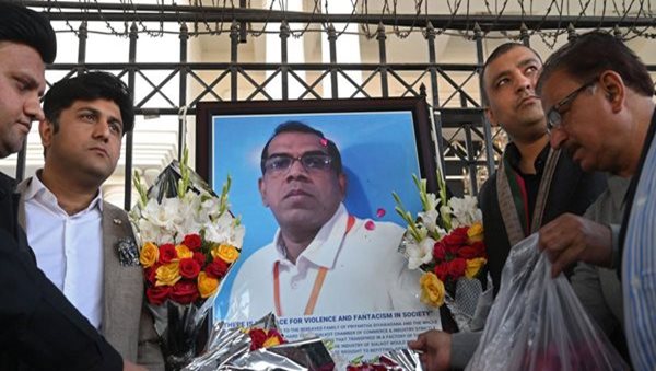 Pakistan: Six awarded death penalty for Sri Lankan citizen's mob lynching