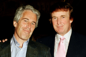 Trump 'debunks' Any Relationship with Financier and Sex Offender Jeffrey Epstein