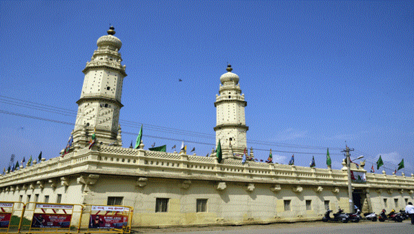 Prohibitory orders clamped in Mandya as Jamia masjid row flares up