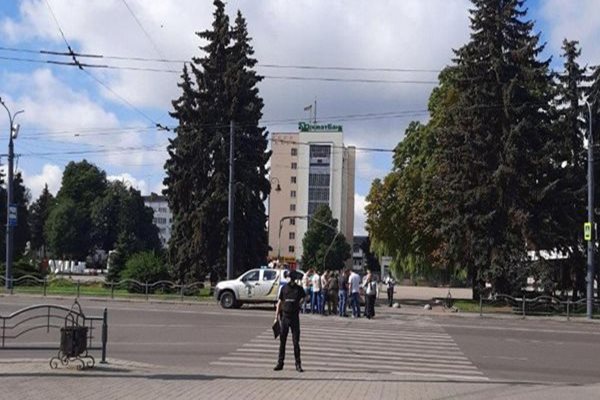 Gunman Holds 20 People Hostage in Ukraine