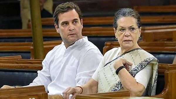 ED summons Sonia, Rahul in National Herald case