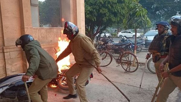Violence rocks Allahabad University, many injured