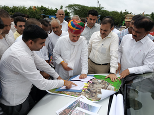 Gurugram: Union Minister Rao Inderjit Singh Visits Bandhwari Landfill Site 