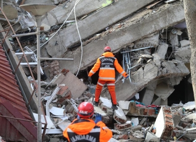 Turkey-Syria Quake Toll Now 15,383, Race against Time to Find Survivors