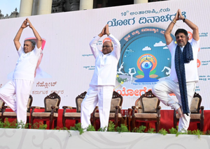 'Yoga Is Heritage of Our Elders and Sages,' Says Shivakumar as K'taka Celebrates IYD in Grand Style