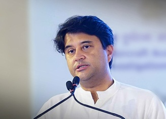 Jyotiraditya Scindia in MP'S Guna to Meet Farmers