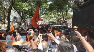 K'taka: Hindu Organisations Protest against Hanuman Flag Removal