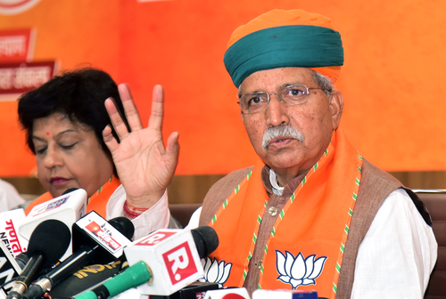 Oppn Misguiding People of J&K on Article 370, Says Law Minister Arjun Ram Meghwal