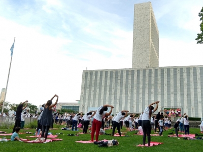 Jammu: BSF Organises Yoga Session at Veer Bhumi Park under 'Yoga at Iconic Places' Initiative