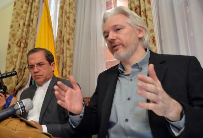 Australian MPS to Urge US to End Assange Extradition Attempt