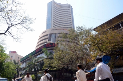 Indian Stock Market Opens Lower, IT Stocks Lead Losses