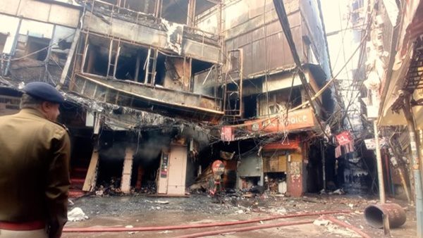 Over 50 shops gutted in fire in Delhi's Bhagirath Palace market