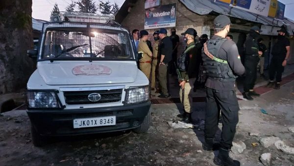 Wreath laying ceremony of J&K police ASI held in Srinagar