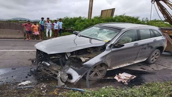 Tata Sons ex-chairman Cyrus Mistry, 54, dies in road accident, probe ordered