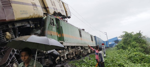 Bengal Rail Accident: PM Modi Speaks to Officials; Railway Minister to Reach Site