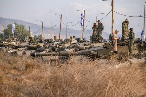 Israeli Flag Carrier to Fly Home Overseas Reservists in Mass Mobilisation