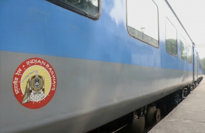 Bomb hoax call in Delhi-bound Shatabdi express creates panic