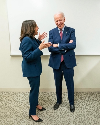 Joe Biden, Kamala Harris Arrive on Instagram Threads