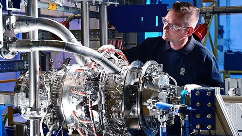 New Rolls-Royce Engine for Hybrid-electric Flight Completes Successful First Fuel Burn