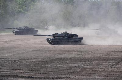 Denmark, Netherlands to Donate Leopard 2 Tanks to Ukraine