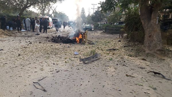 Suicide car bomb explosion in Islamabad, one cop killed