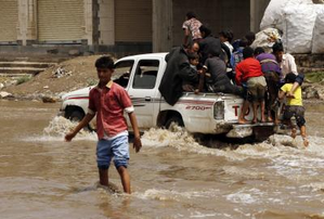 Saudi Arabia Provides Emergency Aid to Flood-hit Yemen