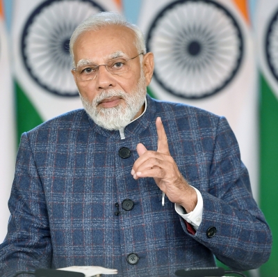 PM Modi Hoists Tricolour at Red Fort, Pays Tribute to Freedom Fighters