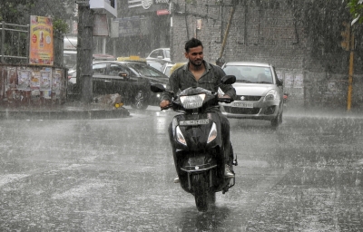 IMD Issues Yellow Alert for Delhi, Stormy Weather Likely across North India