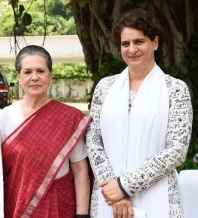 Sonia, Priyanka to Take Part in DMK Women's Conference on Oct 14