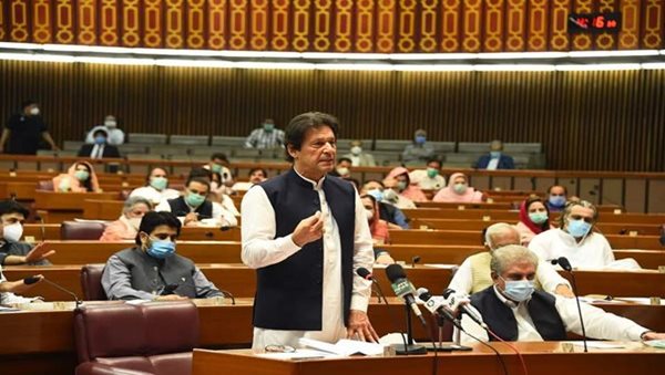 Pakistan National Assembly session adjourned till Sunday