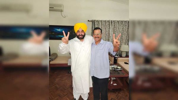 After landslide victory for AAP in Punjab, Kejriwal thanks people