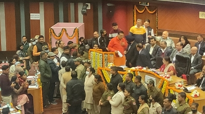 New MCD Councillors Take Oath, House Adjourns amid Sloganeering