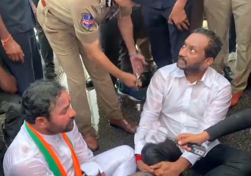 Telangana BJP President Taken into Custody amid Protest
