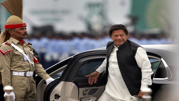 PM Imran Khan to remain in power for next 15 days: Sheikh Rasheed