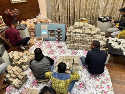 IT raids at manufacturers of 'Samajwadi Perfume', cash counting images go viral