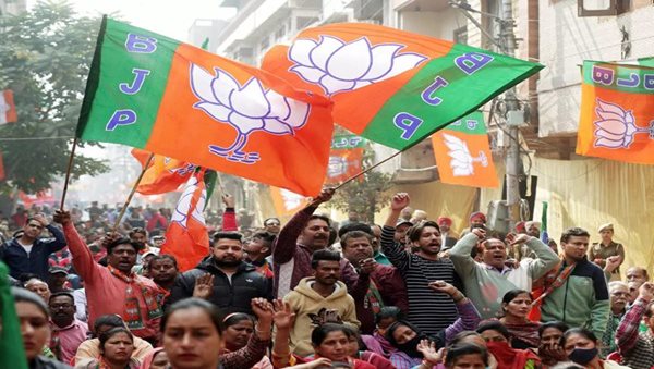 'Do not to speak against party', BJP warns party cadre in U'khand