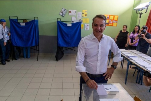 Greek Conservatives Win Election, Pledge More Reforms