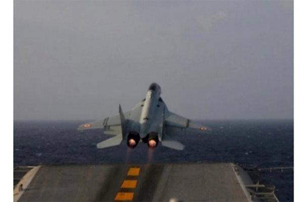 MiG-29K Crashes in Arabian Sea, 1 Pilot Missing