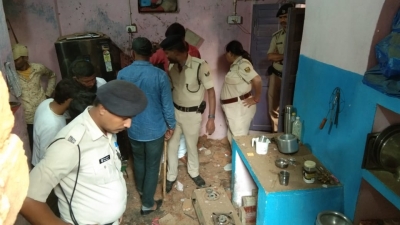 Four injured in powerful bomb blast in Patna