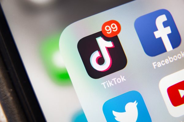 US Looking at Banning TikTok, Other Chinese Apps
