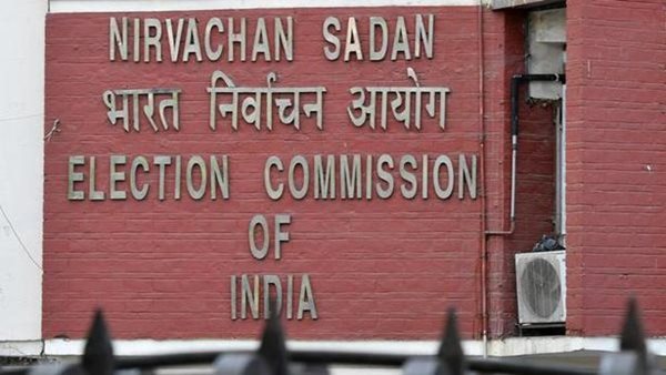 EC to announce poll schedule for Gujarat, Himachal Pradesh today
