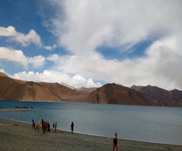 India Demands China to Remove Its Troops, Structures from Pangong Lake