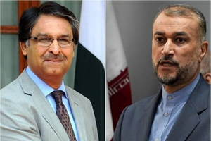 'Envoys Can Return Back': Iran FM to Visit Pakistan on Jan 29